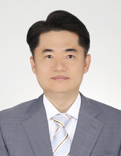 나우경 미국변호사, 법학박사