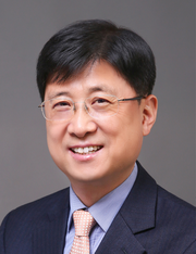 박범진 경희대학교 경영대학원 겸임교수·예비역 해군대령