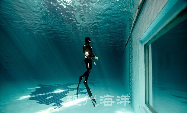 실내에서 연습하는 프리다이빙