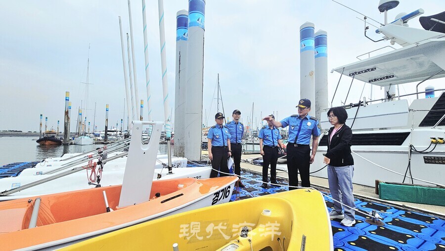 김용진 해양경찰청장은 30일 경기화성 전곡항을 찾아 현장안전관리 실태점검을 하였다
