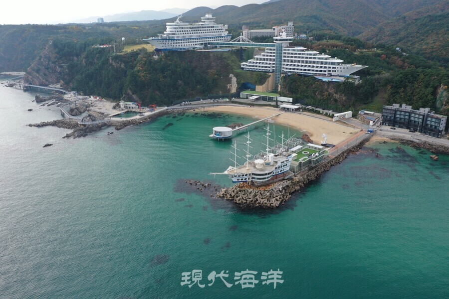 강원도 강릉시 강동면에 자리한 정동진의 풍경