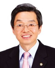 김현 법무법인 세창 대표변호사/해양수산부 법률고문(전 대한변호사협회장)