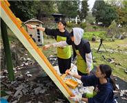 서툰 붓질이지만 희망을 칠하는 중학생팀